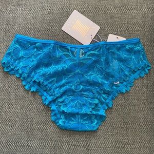 Savage fenty undie cheeky w Medallion